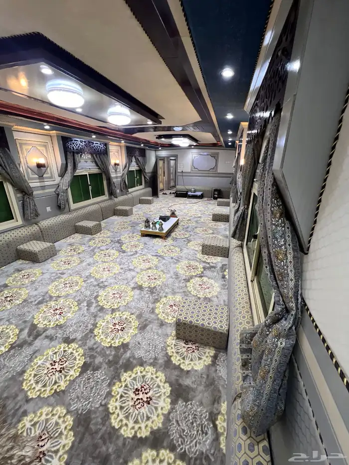 للبيع غرفه ملكيه 5