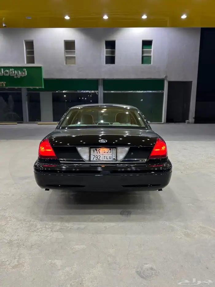 فورد فكتوريا 2006 بوليسي 9