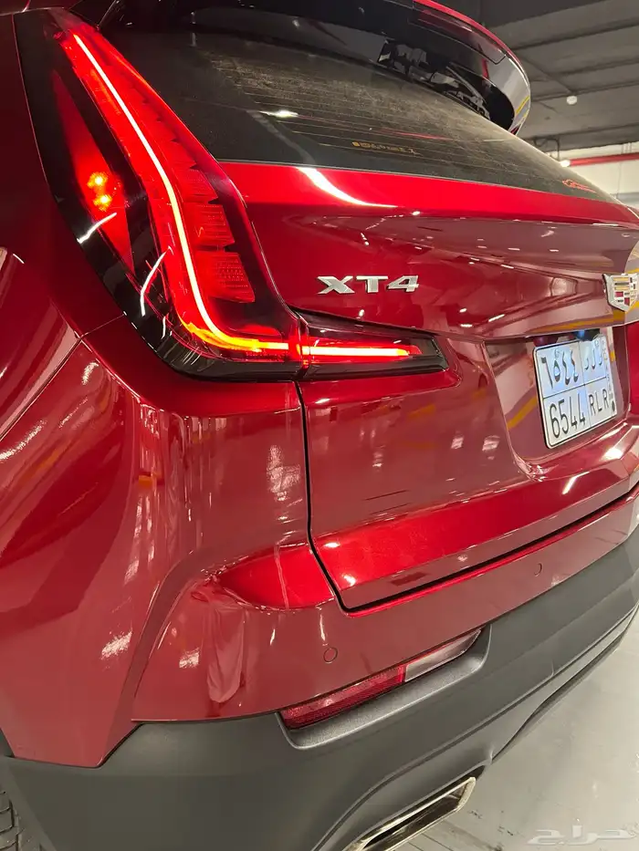 كاديلاك XT4 شبة اصفار 2023 8