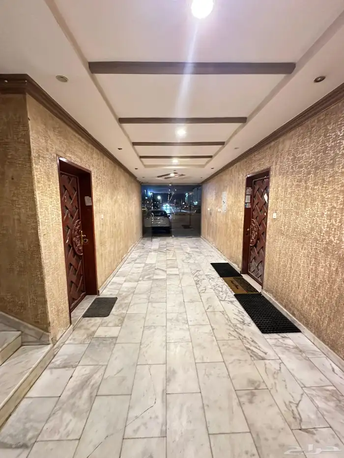 للايجار شقة بحي لبن 4غرف ب3500شهري 0