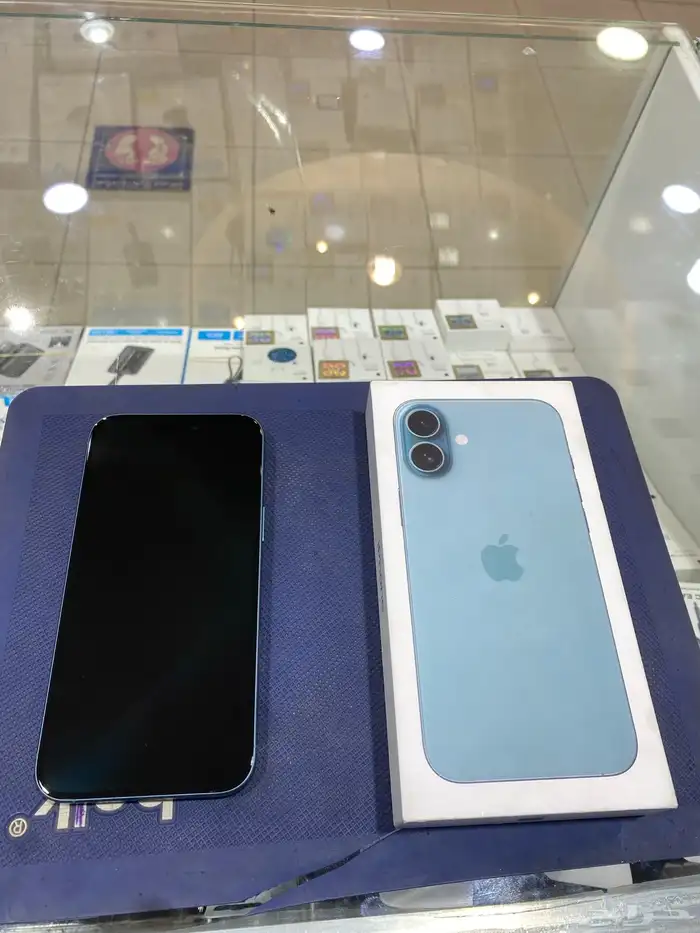 جوال 16 بلاس 256 بطاريه 100 عدد دورات الشحن 72 0