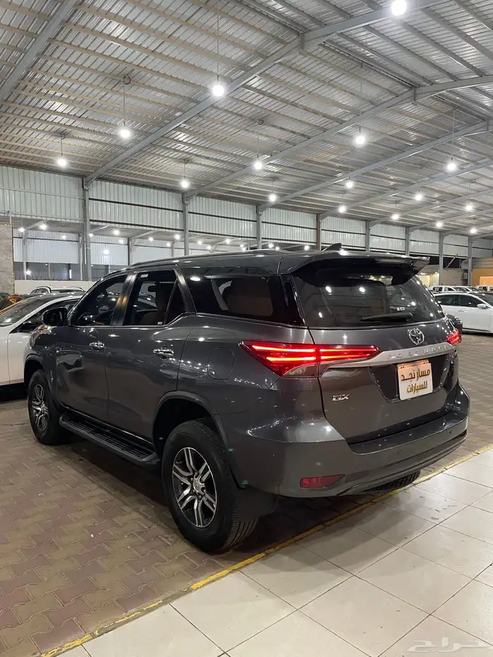 فورتشنر موديل 2021 دبل 4 سلندر 8