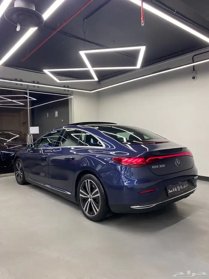 مرسيدس EQE300 3