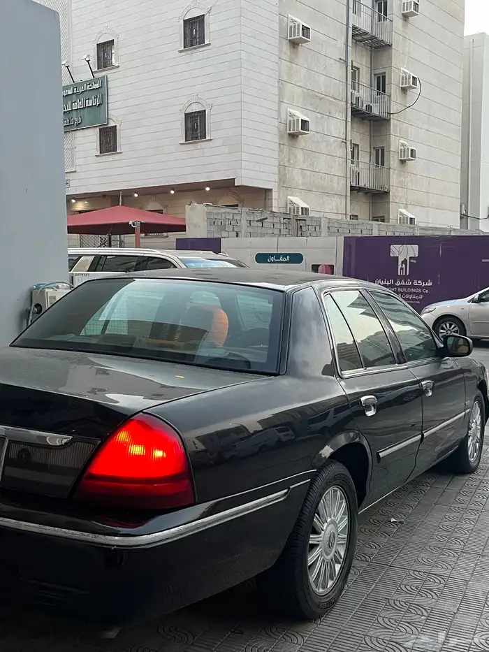 فورد ميركوري جراند ماركيز 2011 1