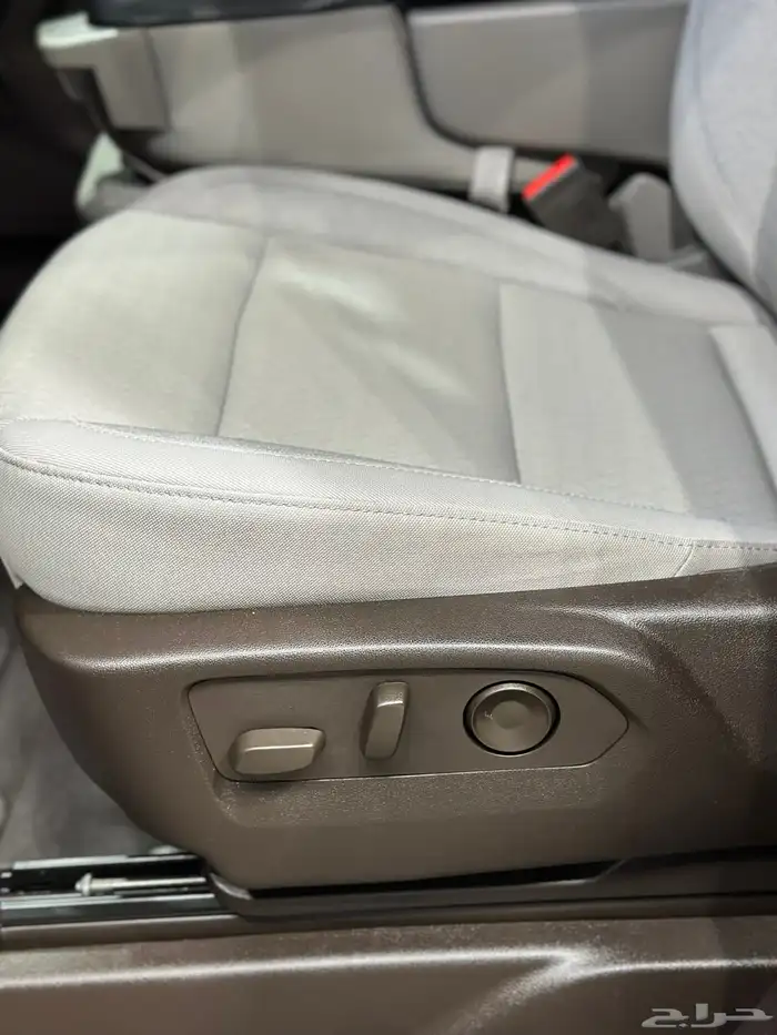 شيفورليه تاهو LS - شبه اصفار - 2022 - سعودي 35