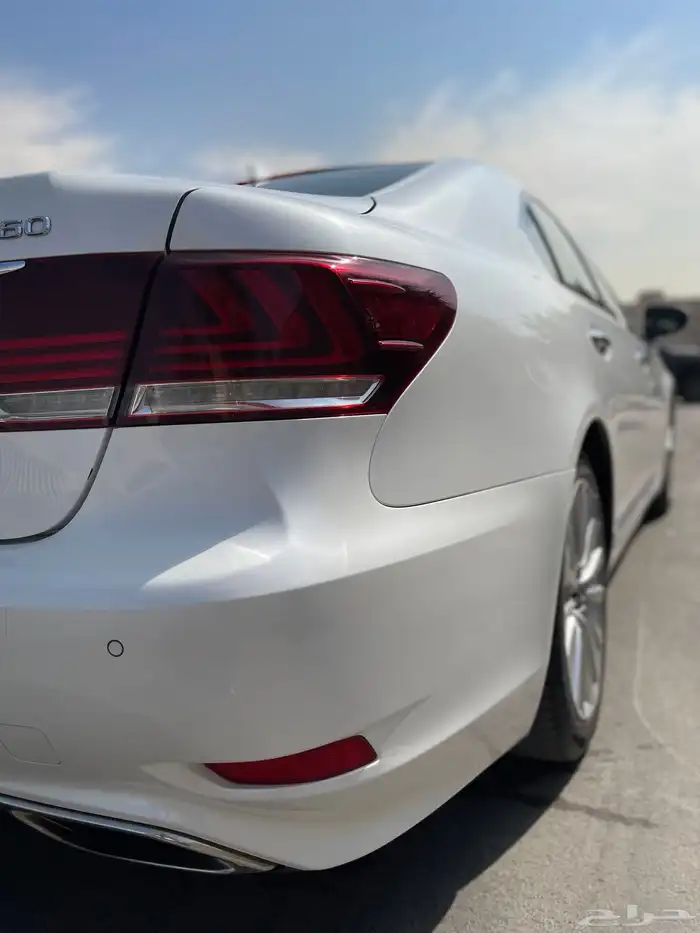 لكزس سعودي شورت LS 460 4