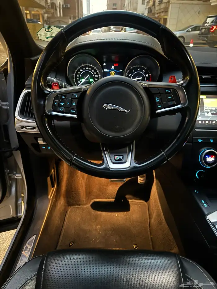 جاكوارEPACE 2018 6