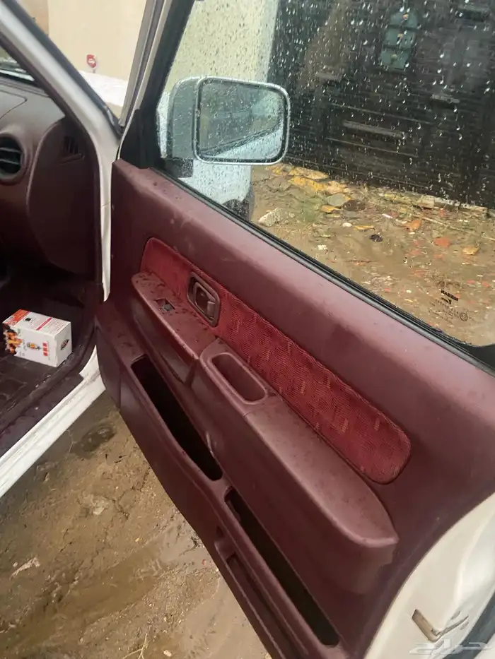 ددسن نيسان 17