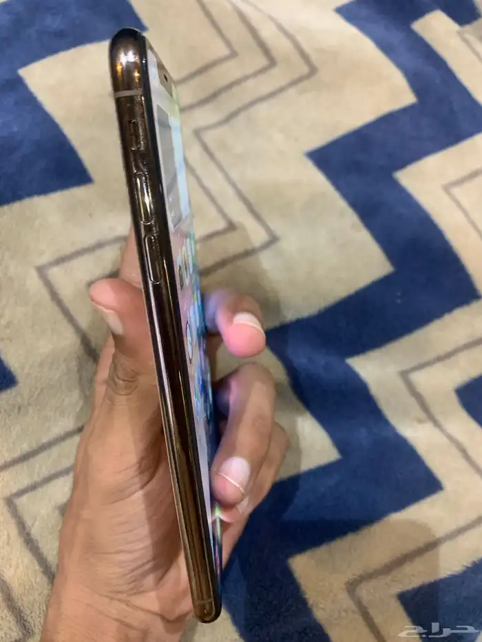 ايفون xs ماكس 256GB 6