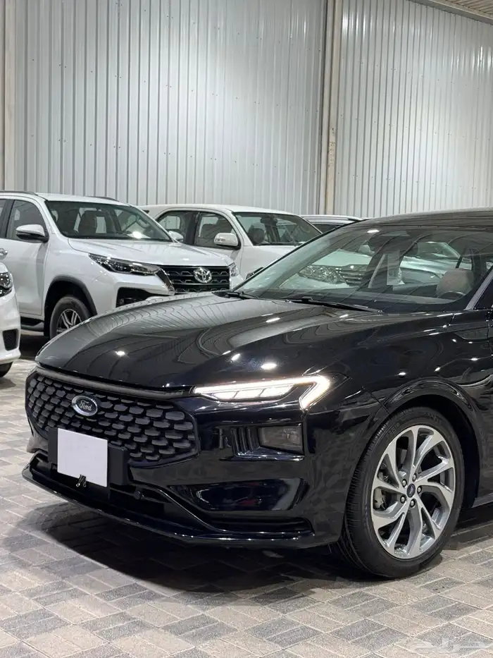 تورس 2023 فل كامل اسود 8