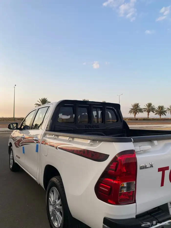 هايلوكس 2016وكاله فل كامل بدووون دبل قير عايدي مخزن 60