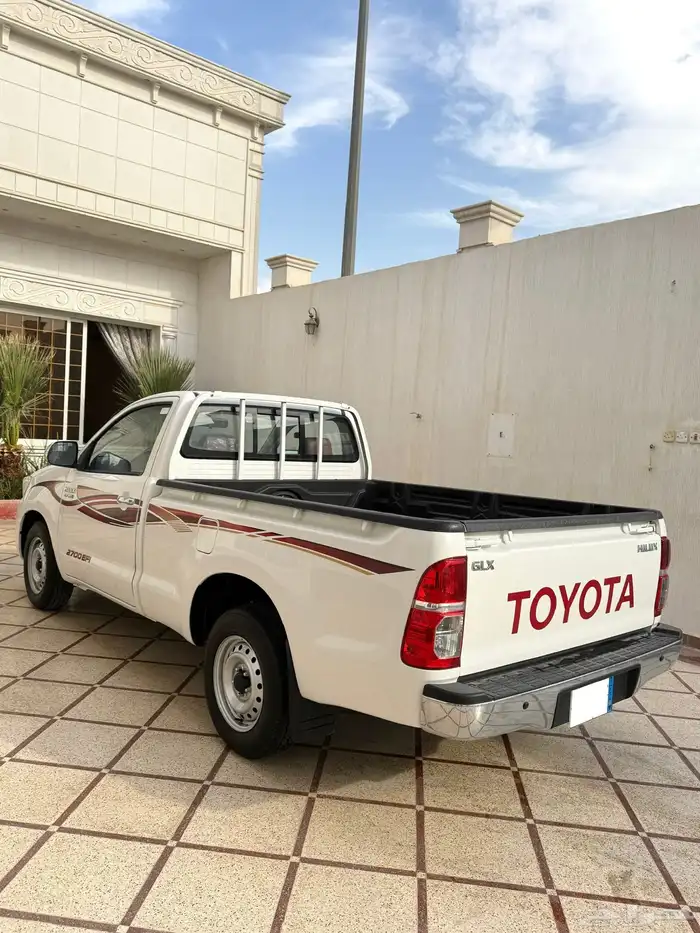 هايلكس 2015 بحالة الوكاله 5