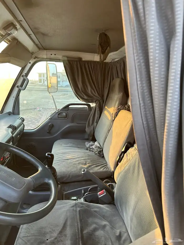 دينا اسوزو 2008 ديزل بالاحساء 10