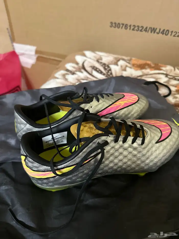 حذاء نايك كلاسيك hypervenom 0