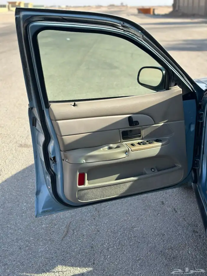 فورد فكتوريا 2006 9