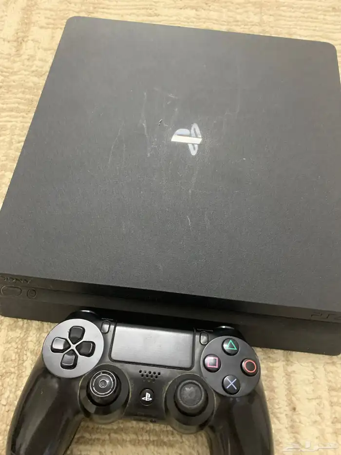 سوني فور استخدام خفيف للبيع 600 0