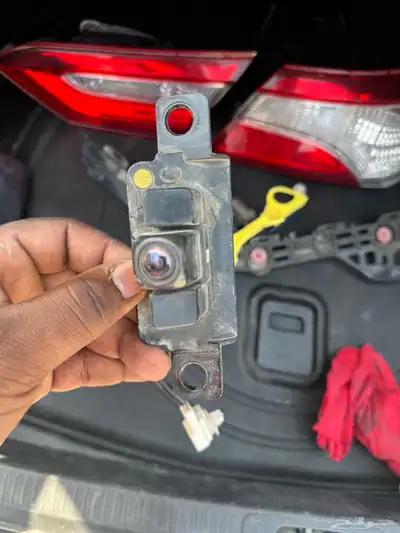 اسطب كامري 2018 قفل تانكي عظمة صدام كاميرا خلفية index