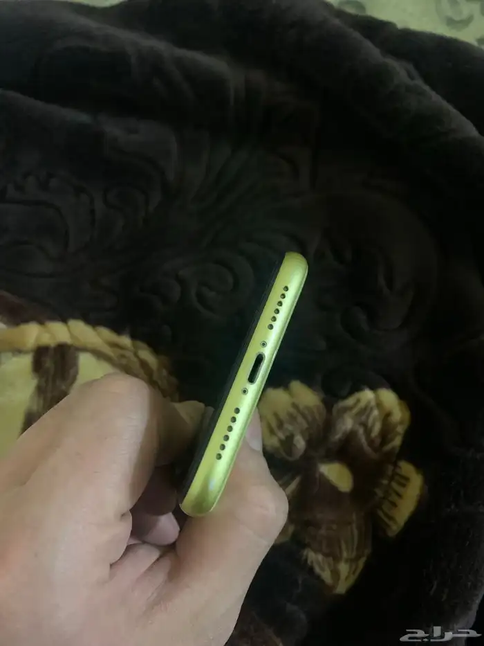 iPhone 11 عادي وiPhone XR سماعات Apple الجيل الثاني 4