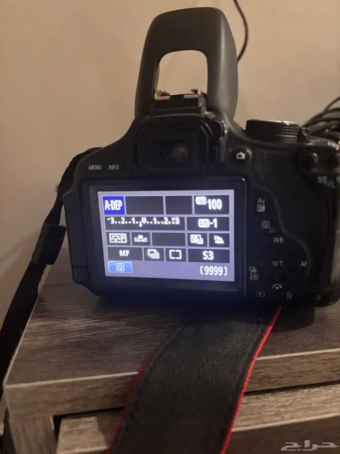 كاميرا إحترافية للتصوير الفوتوغرافي Canon 600 3