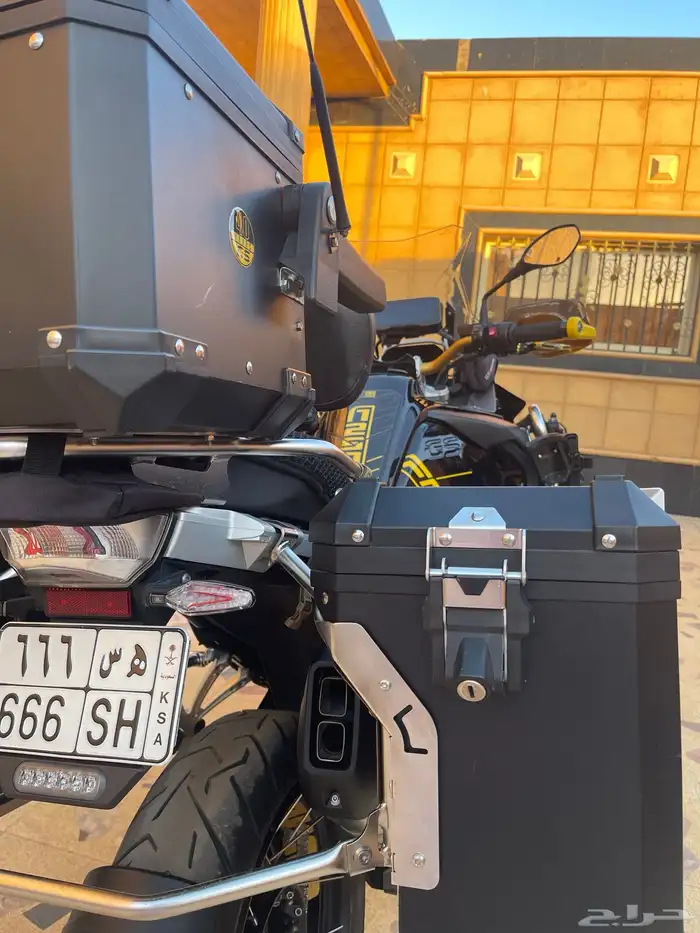 ادفنشر bmw 1250 R 2021 اصدار 40 عام لوحة مميزة 39