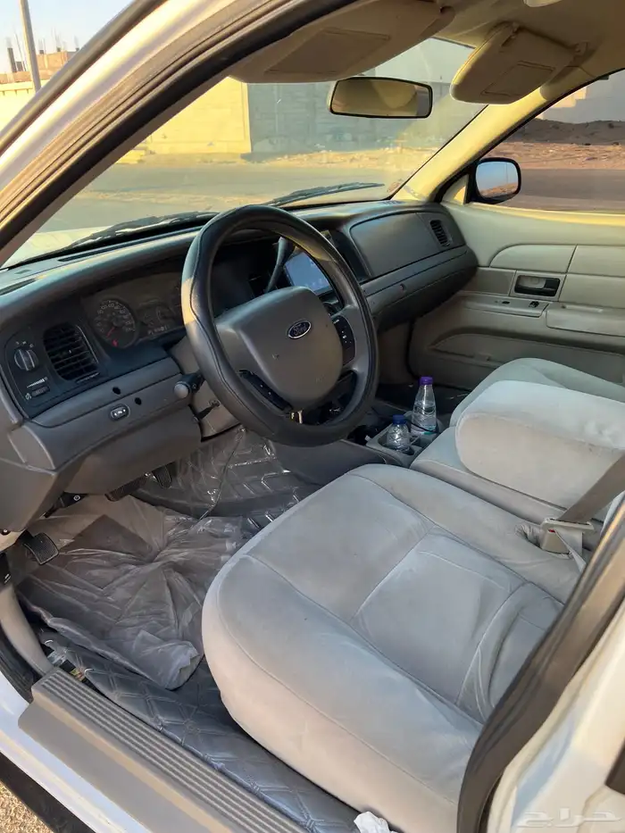 فورد فكتوريا للبيع 2011 2