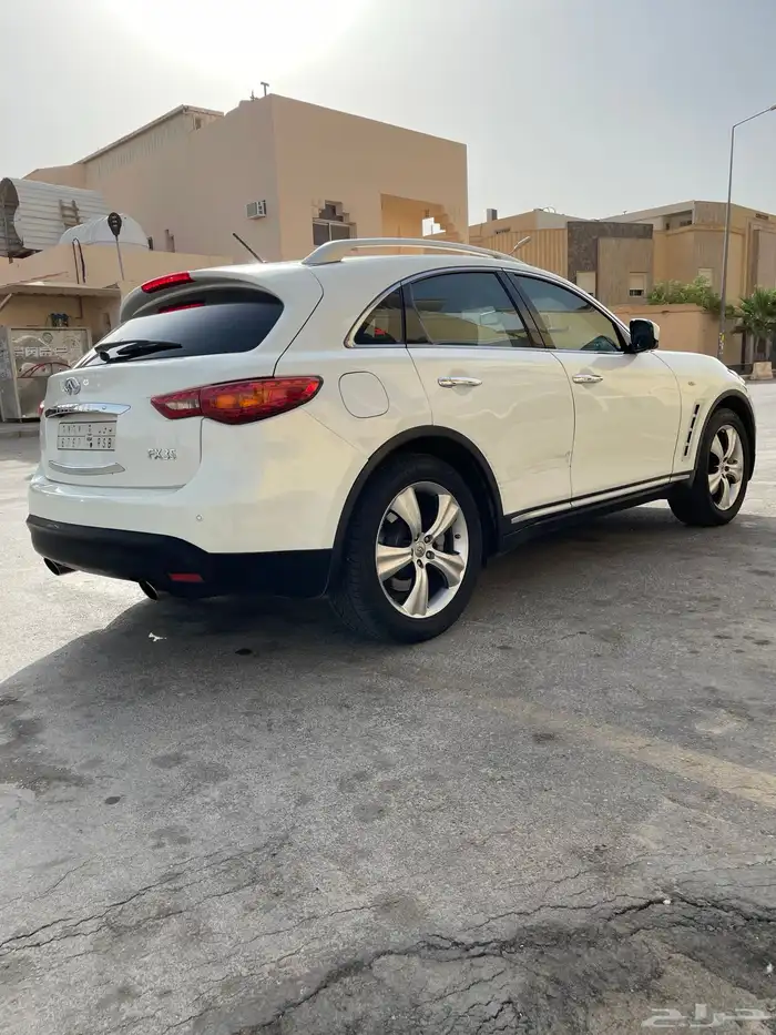 انفينيتي FX35 15