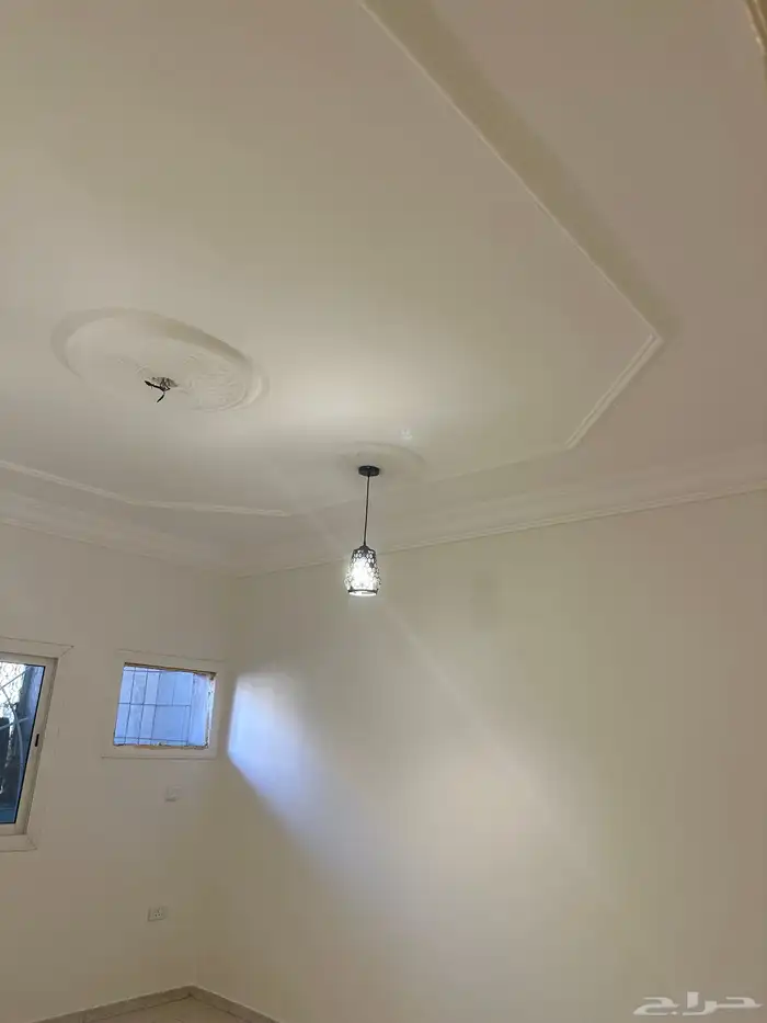 شقة للايجار حي الربوه 4