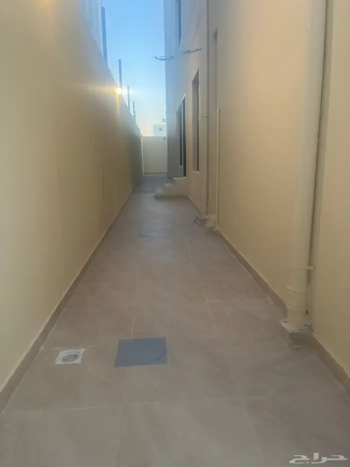 شقق دور ارضى وعلوى للبيع بحى الصفا 15