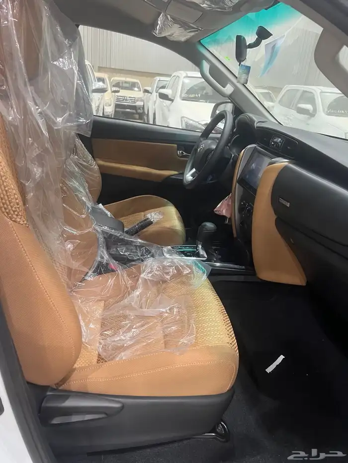 تويوتا فورتشنر GX2 2025 12