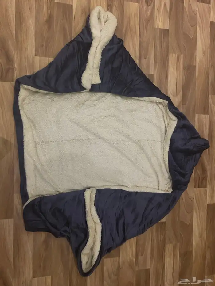 هودي الفرو الفاخر 0