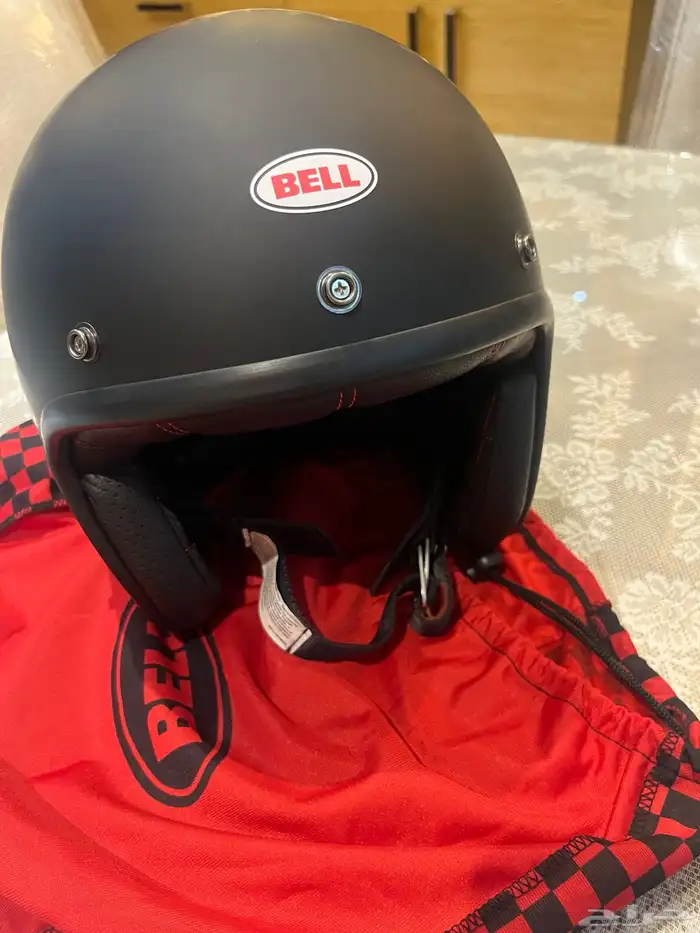 Bell custom 500 خوذه 1