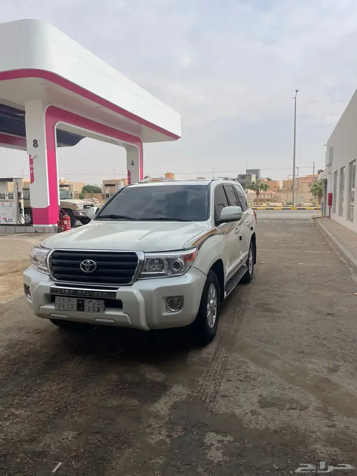 جيب 2010 مرشوش كامل وموضب 6