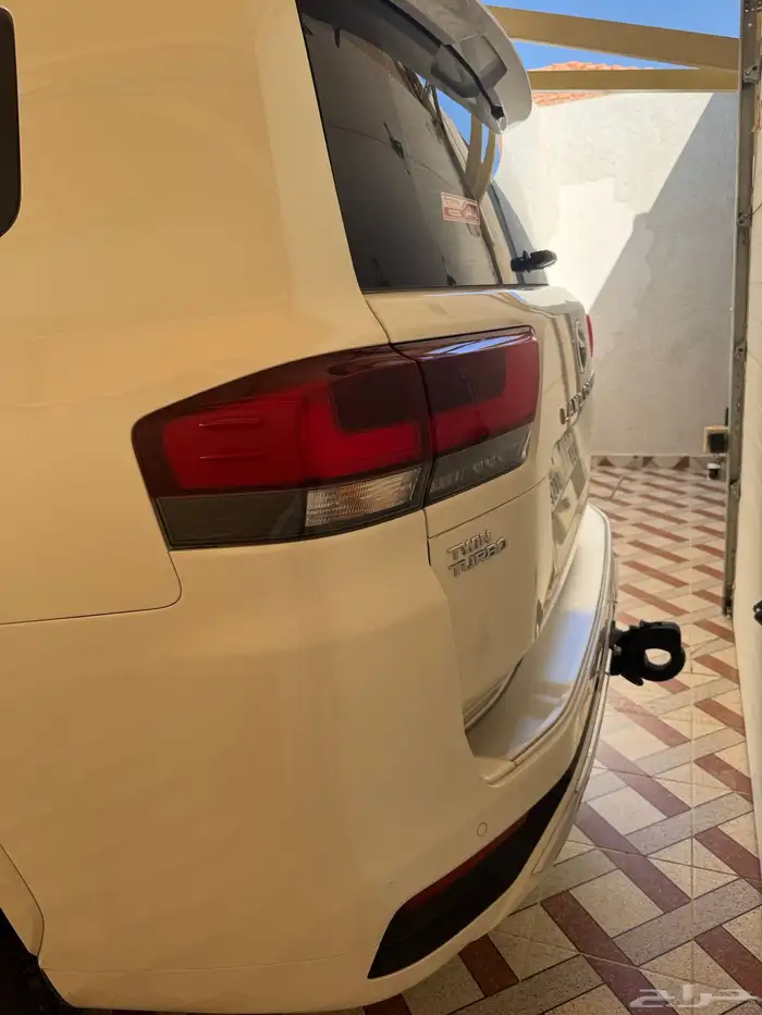 جيب لاندكروزر مديل 2024 الفئه رقم 4 16