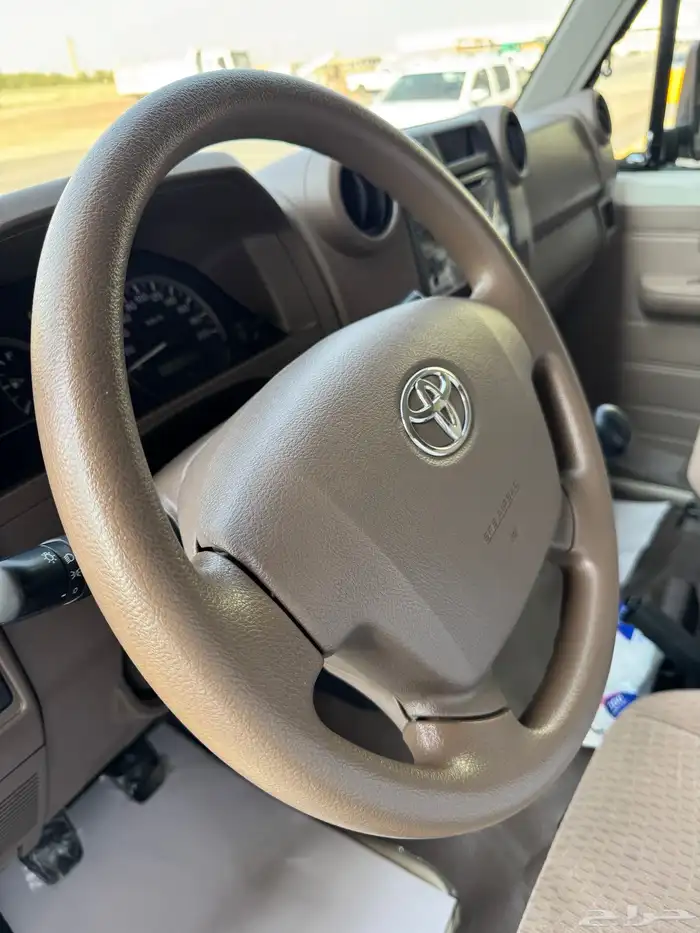 للبيع ربع 2021 بوليسي دفلك وارد وليد شبه الجديد 16