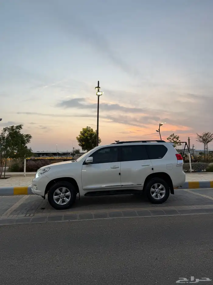 تويوتا برادو 2013 TXL منوة المستخدم 1