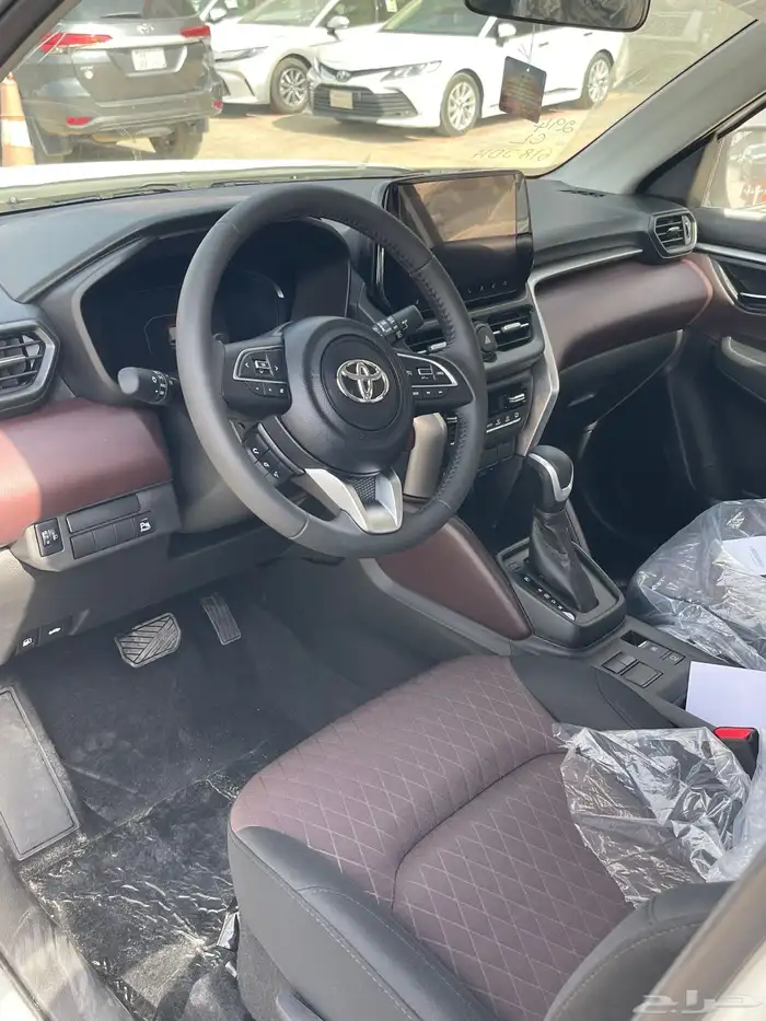 تويوتا اوربان كروز استاندر GL -2026 6