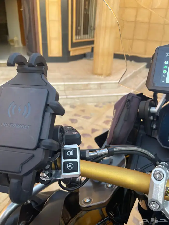 ادفنشر bmw 1250 R 2021 اصدار 40 عام لوحة مميزة 9