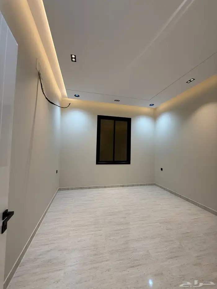 للبيع شقق علويه وارضيه بسعر صيدة بدرة الموسي ع برحه مسجد 40