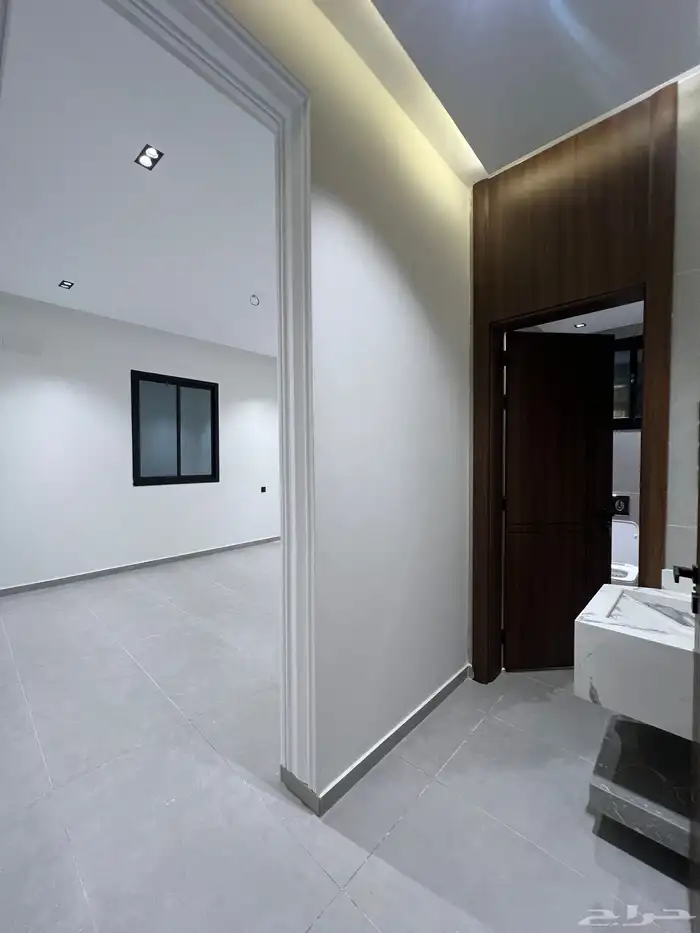 شقق فاخرة بحي الراقي ع شارع 20 شرقي تشطيب vip ب 550 الف 20