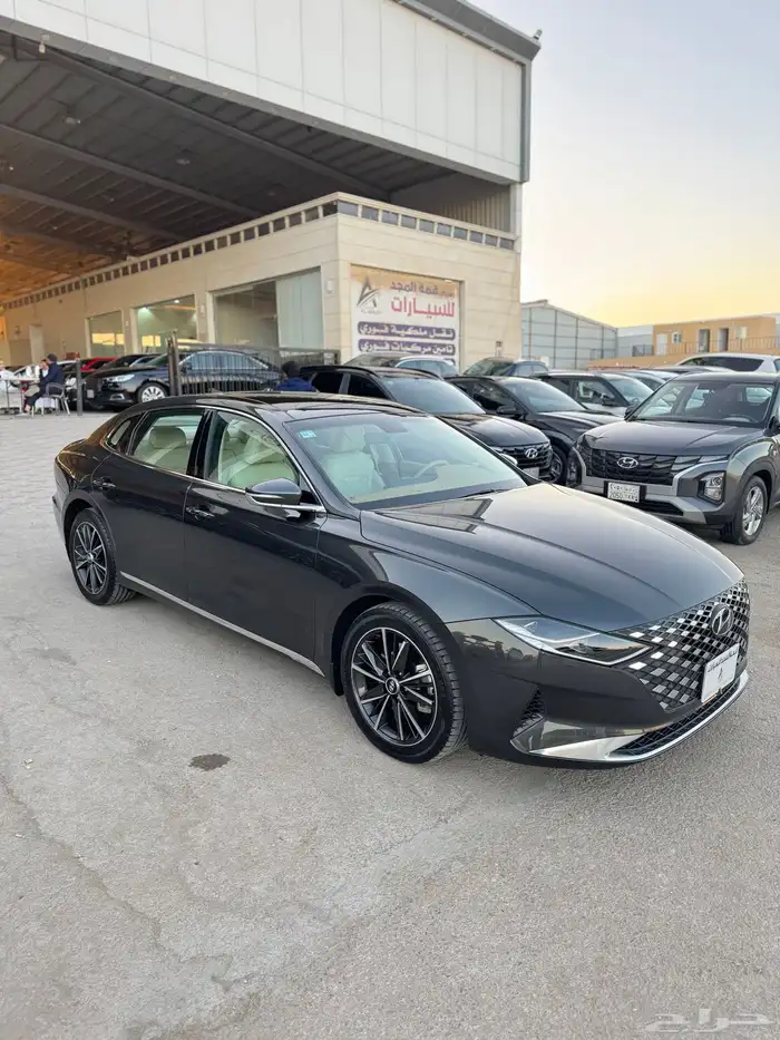 هيونداي أزيرا 2021 سمارت - بحالة الوكاله 1