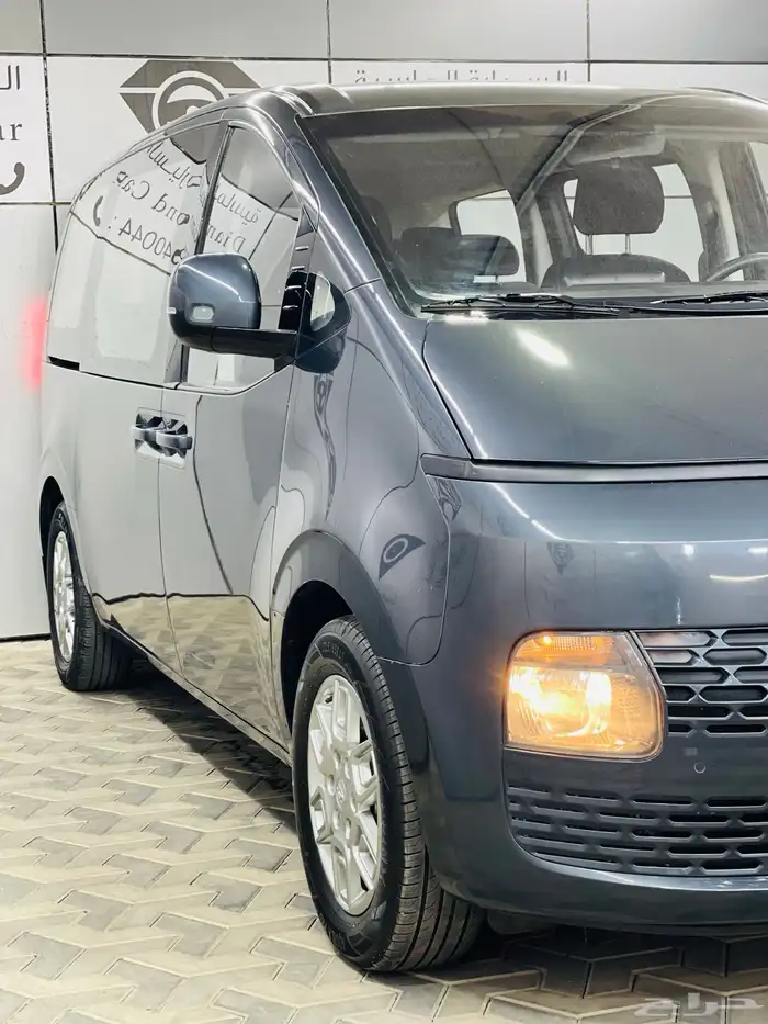 هيونداي ستاريا 2024 ( بنزين ) 3