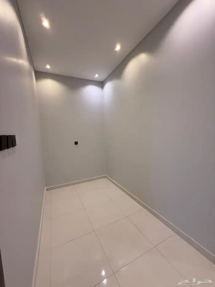 للبيع فيلا مودرن دورين وملحق ف درة الموسي مقابل ممشي الراقي 26