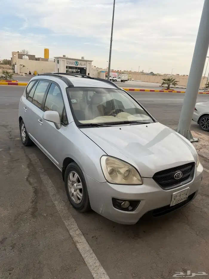 كيا كارنس 2008 10