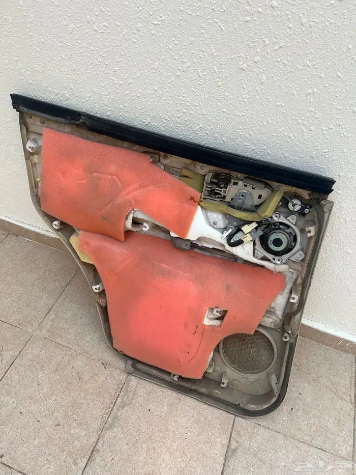 ديكور داخلي لكزس باب خلفي يمين 0