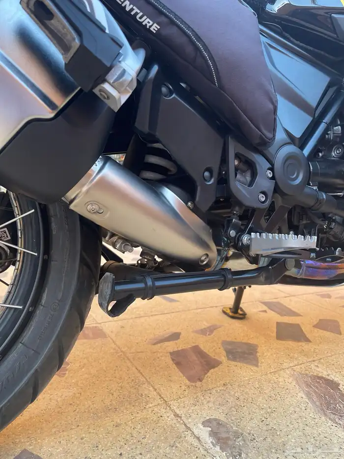 ادفنشر bmw 1250 R 2021 اصدار 40 عام لوحة مميزة 35