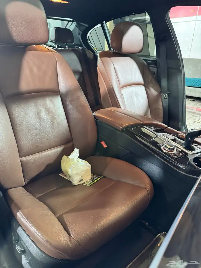 بي ام دبليو الفئة الخامسة 530i 2013 BMW 14