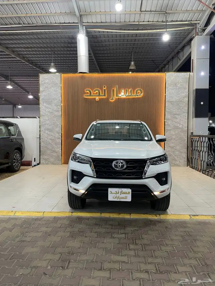 فورتشنر موديل 2023 (6سلندر) 0