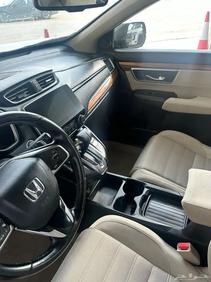 هوندا سي ار في -2021 بنزين 4