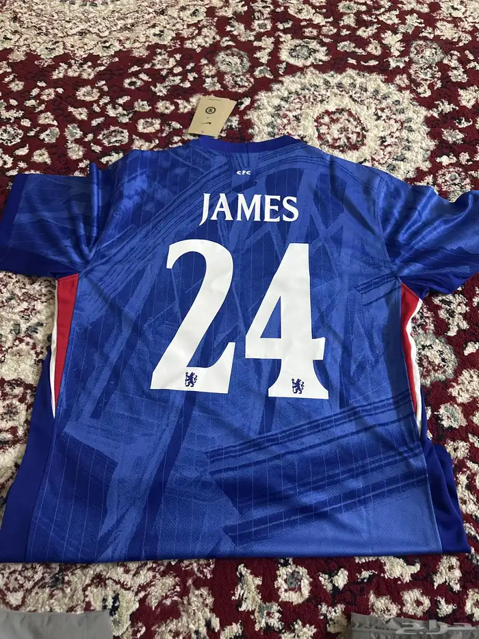 لبس نادي تشيلسي الجديد نظيف مو مستخدم 1