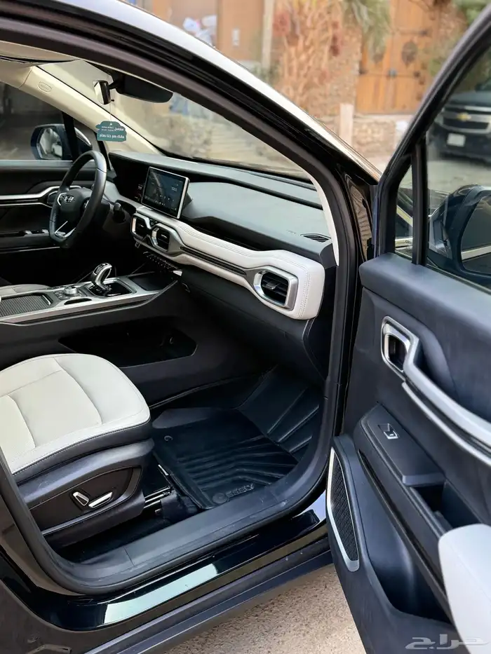 للبيع جيلي اوكافنحو 2023 فل 9